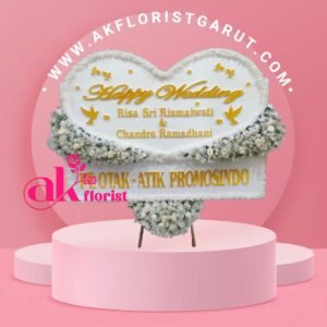 Karangan bunga love Garut untuk hadiah romantis dan momen spesial